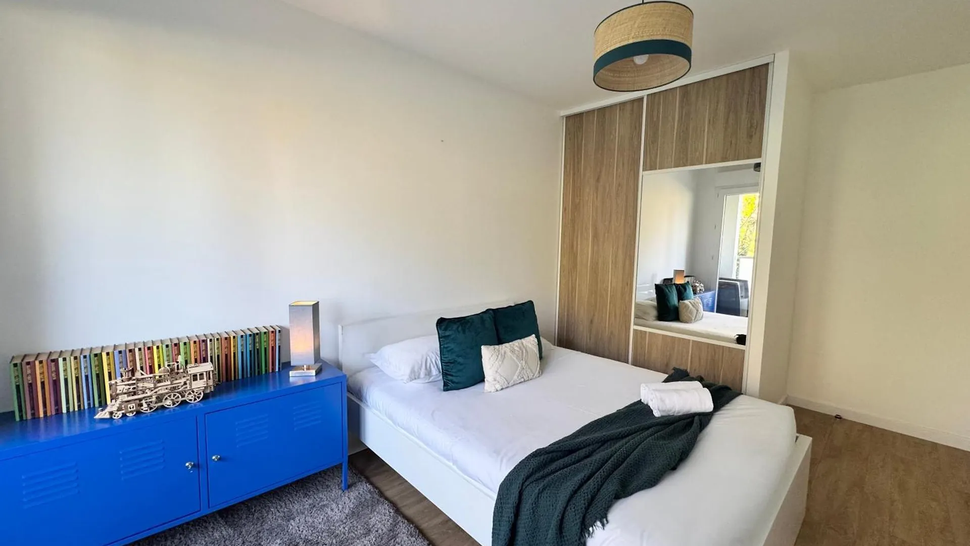 Chez Jules, Rennes Centre Apartment 0*,